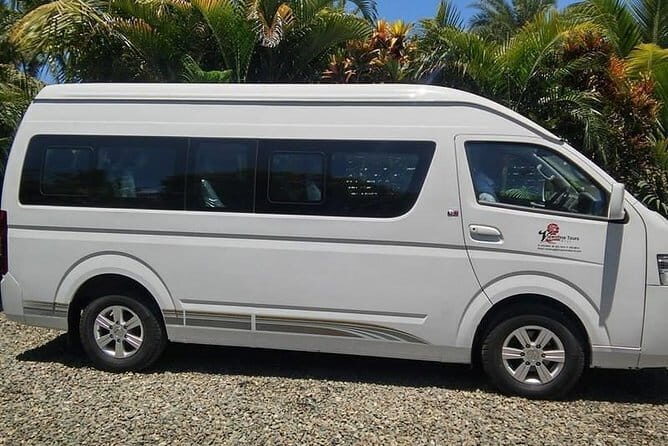 CFC APPROVED Private Arrival Transfer - Nadi Airport to Intercontinental Resort - Company Touches That Help It Feel Reliable