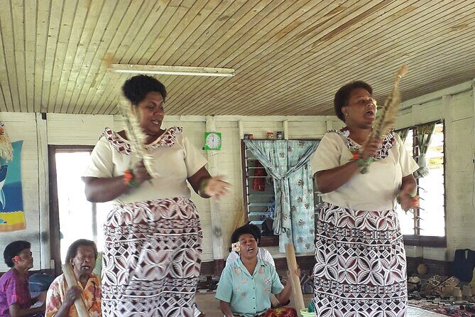 Coral Coast Sightseeing & Pottery Village Tour - Coral Coast in Six Hours: Nadi Pickup to Sigatoka’s Market