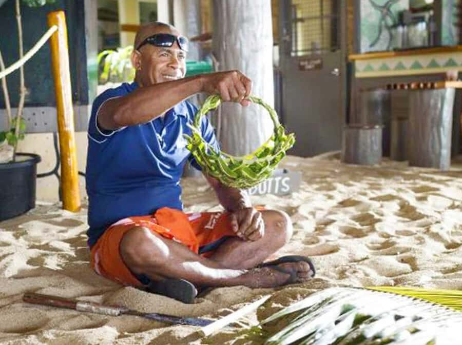 Fiji: Beachcomber Island Day Cruise with Snorkelling - The island schedule: how to plan your day (and your body)