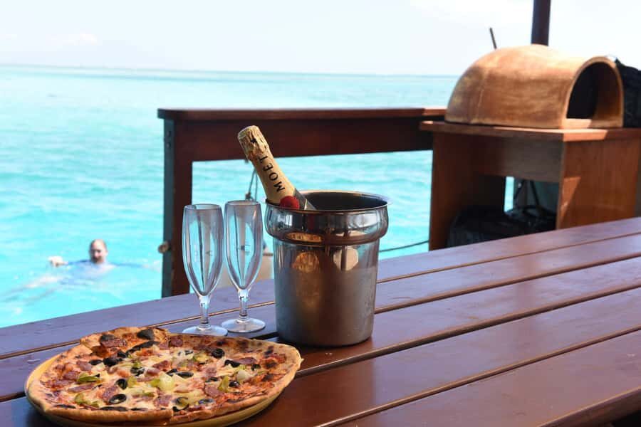Fiji: Cloud 9 Floating Platform & Water Sports Adventure - Food and drinks on board: the real value of the $60 bar tab