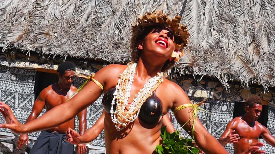 Fiji: Cultural Island Adventure & Jungle Cruise Experience - The medicine jungle bush walk and an ancient pottery site: why it’s more than a photo stop