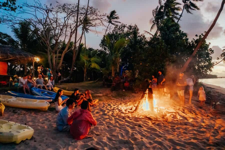 Fiji: Sunset Cruise with Dinner and Fire Show - Firewalking and the knife dancers by the ocean