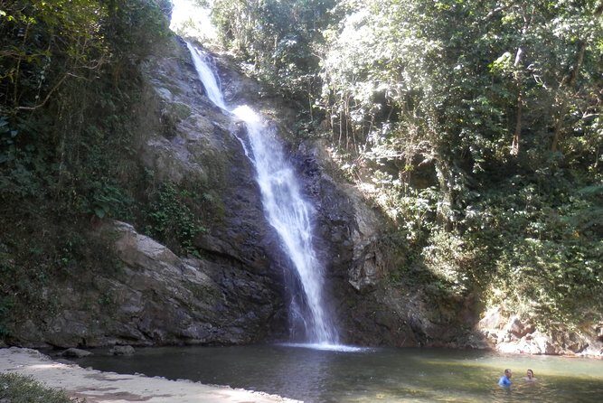 iconic waterfall tour - Sigatoka town: shopping time that doesn’t eat your whole day