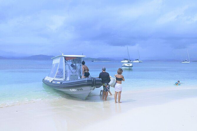 Manta Ray Experience - Mantaray Island Resort: briefing, lunch, and a second snorkel option