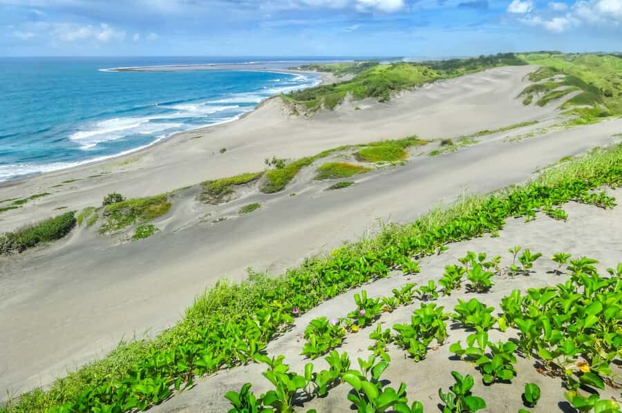 Private Tour: Pacific's Largest Dunes & Famous Waterfall - Who this private tour fits best