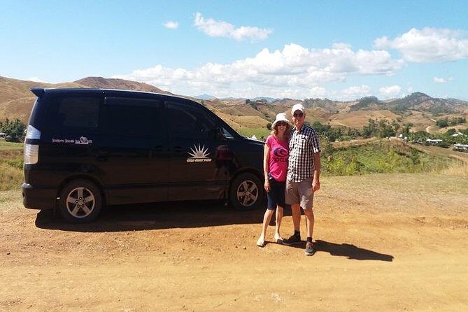 Private transfer -Nadi Airport to Outrigger Fiji Beach Resort - The 2-Hour Ride to Outrigger Fiji Beach Resort in Sigatoka