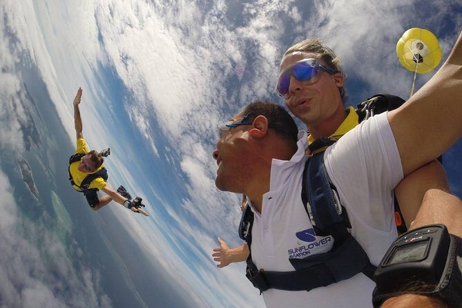 Skydive Fiji Radical 10000ft Tandem Jump (30 seconds free fall) - Transfers, meeting point, and the small-group feel