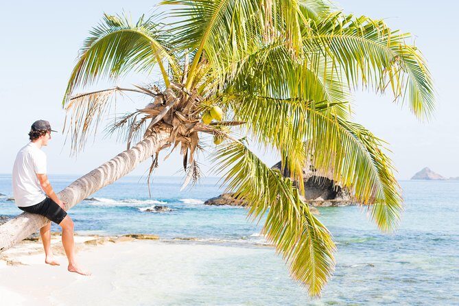 Yasawa Wanderer Package 8 Days| 7 Nights - All Activities Included - Manta rays: how the May–Oct season changes your week
